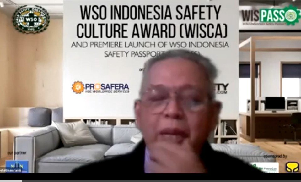 Soehatman Ramli Dianugerahi IQSA 2024 atas Dedikasi dalam Dunia K3 ...